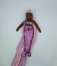 Lade das Bild in den Galerie-Viewer, Stoffpuppe Meerjungfrau-Prinzessin - lila