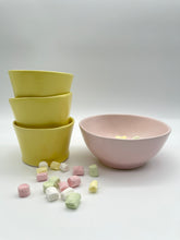 Lade das Bild in den Galerie-Viewer, Becher „DeaR“ - Lemon