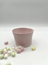Lade das Bild in den Galerie-Viewer, Becher „DeaR“ - Marshmallow Rosa