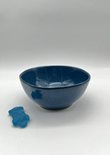 Lade das Bild in den Galerie-Viewer, Kleine Schale "mooi" - Blau - Größe S