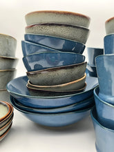 Lade das Bild in den Galerie-Viewer, Schale "halO" - Blau - Größe M