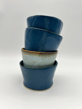 Lade das Bild in den Galerie-Viewer, Becher „DeaR“ - Blau