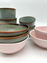 Lade das Bild in den Galerie-Viewer, Kleine Schale "mooi" - Paternoster Blau - Größe S