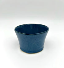 Lade das Bild in den Galerie-Viewer, Becher „DeaR“ - Blau
